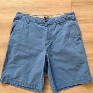 Izod Light Blue Flat Front Men’s Shorts